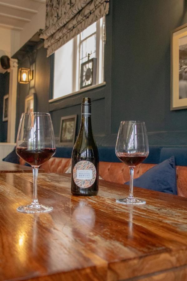 Rose & Crown Rooms ベバリー エクステリア 写真